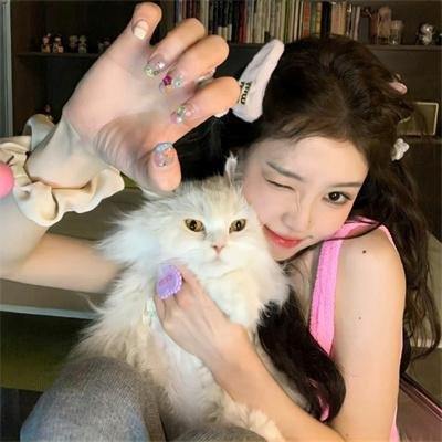 被称为爸爸的女人